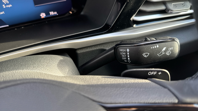 Ford Transit Connect 240 L2 Diesel 2.0 EcoBlue 122ps Limited Van Auto